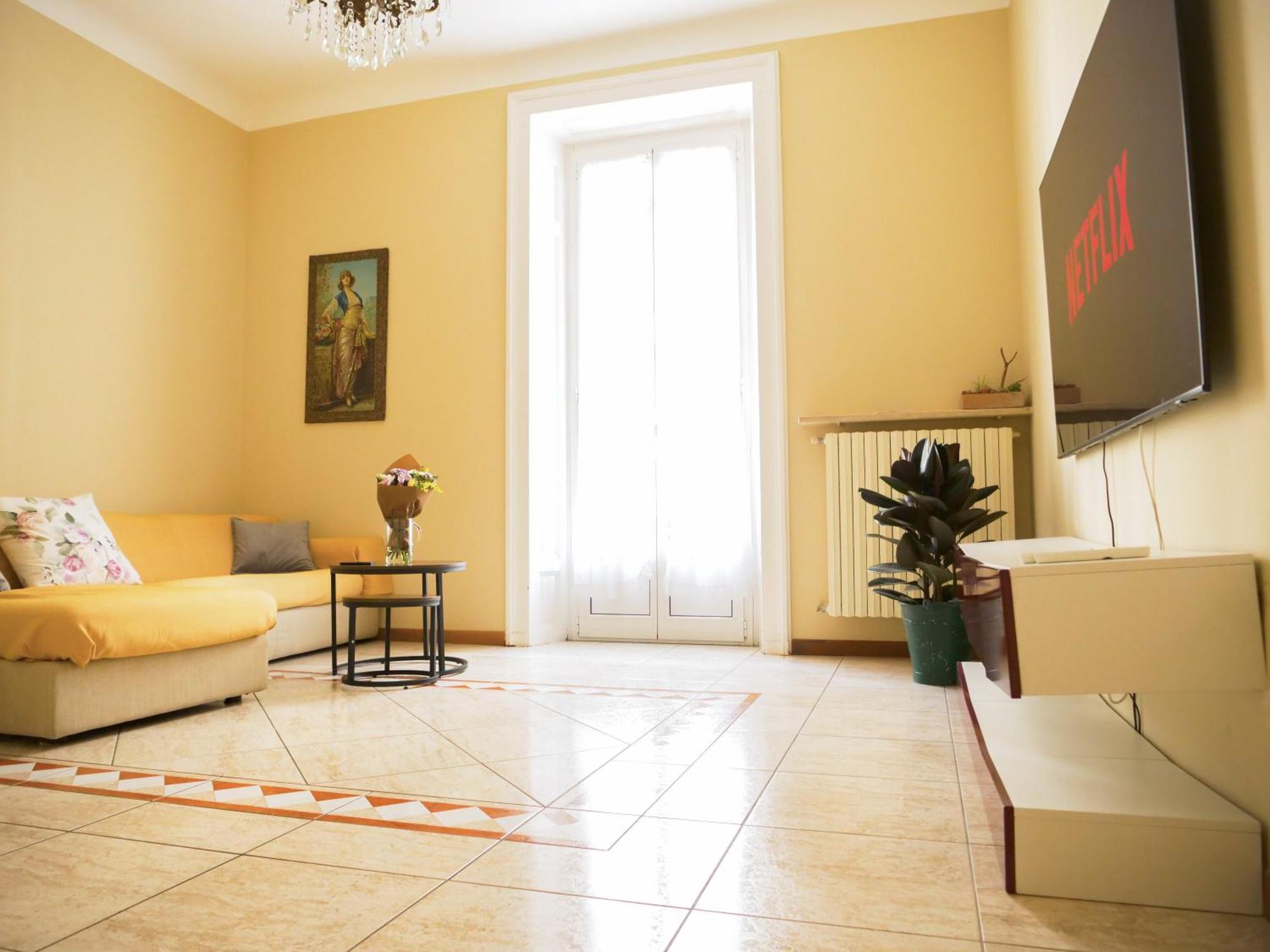 Wonderful Downtown Apartment-Hd Netflix, King-Size Bed, Two Minutes' Walk From Metro Milano Dış mekan fotoğraf
