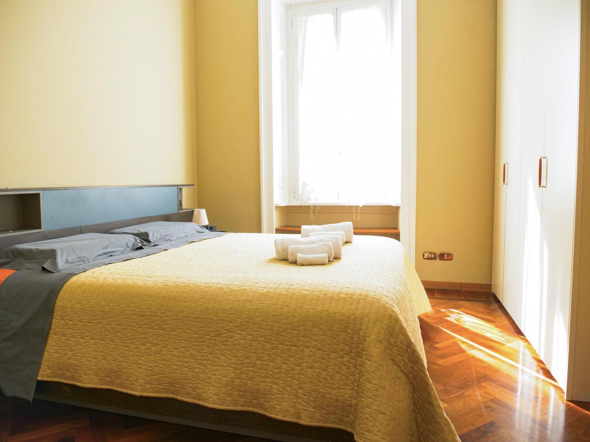 Wonderful Downtown Apartment-Hd Netflix, King-Size Bed, Two Minutes' Walk From Metro Milano Dış mekan fotoğraf
